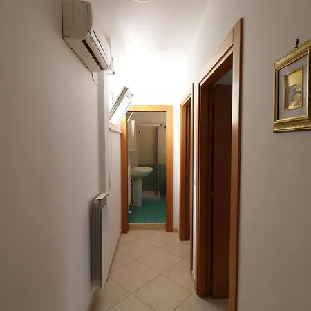 Appartamento Casa Vacanze Chiara In Centro, 5/6 Persone Otranto